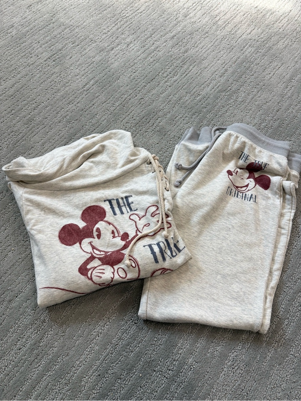 Disney Parks Mickey Mouse Lounge Set Hoodie L Joggers S 1928
